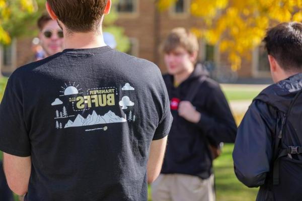 Transfer students meeting outside